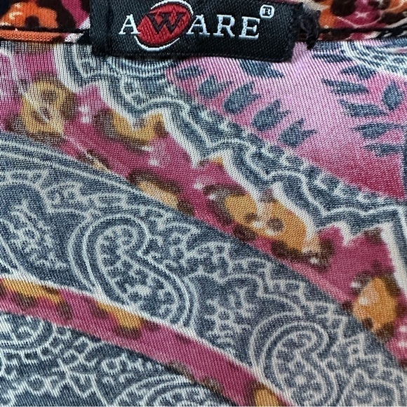 Paisley Print V-Neck Blouse with a Waist Tie - Picture 5 of 5